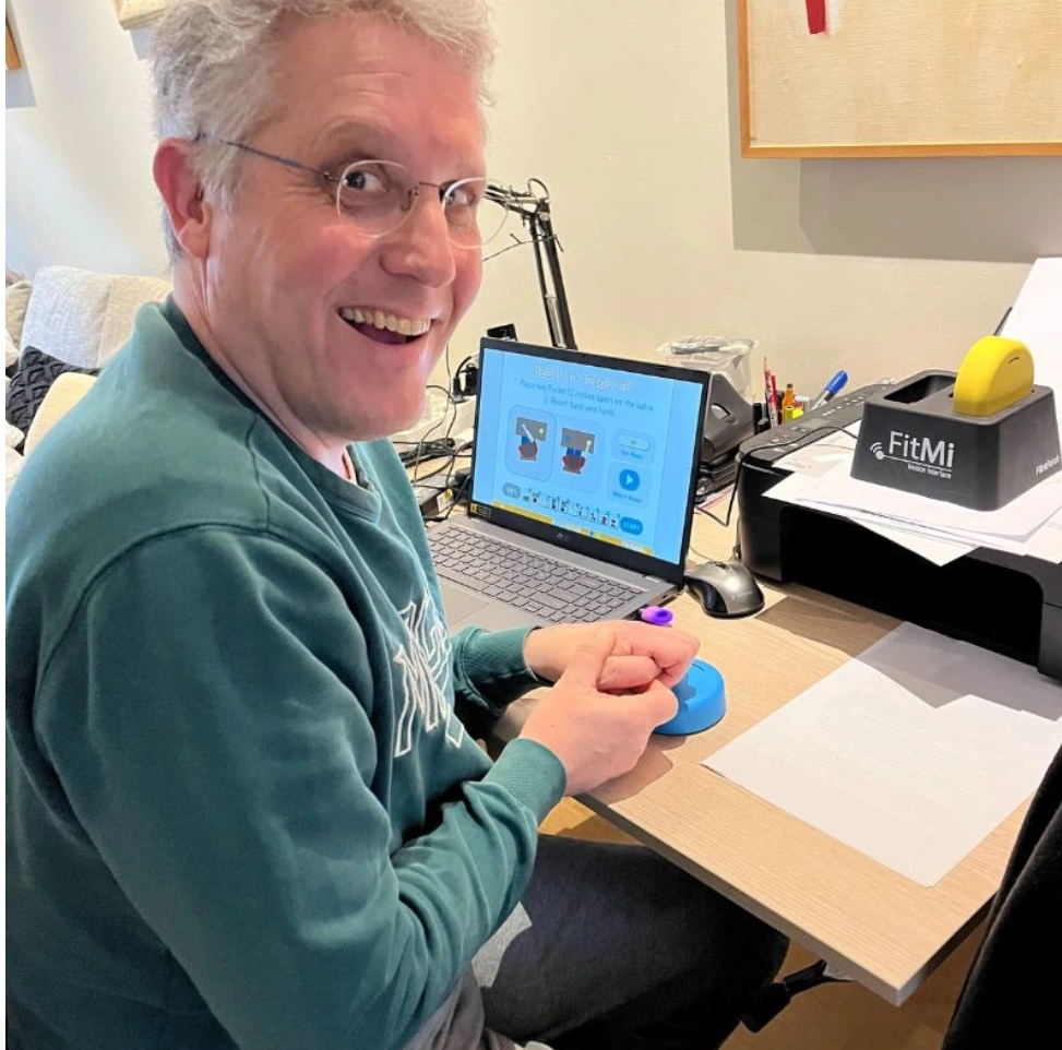 FitMi Clinic Portable Suite with 10" Tablet - Fu Kang Healthcare Online Shop FitMi Clinic Portable Suite with 10" Tablet - Fu Kang Healthcare Online Shop